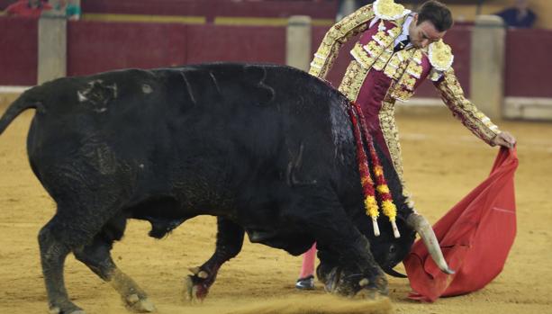 Enésima lección de Enrique Ponce en la Feria del Pilar