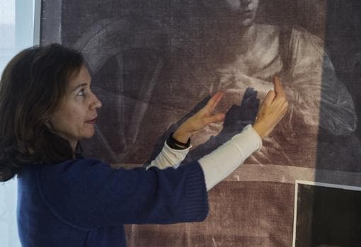 Susana Pérez muestra los misterios que desvela la radiografía del lienzo