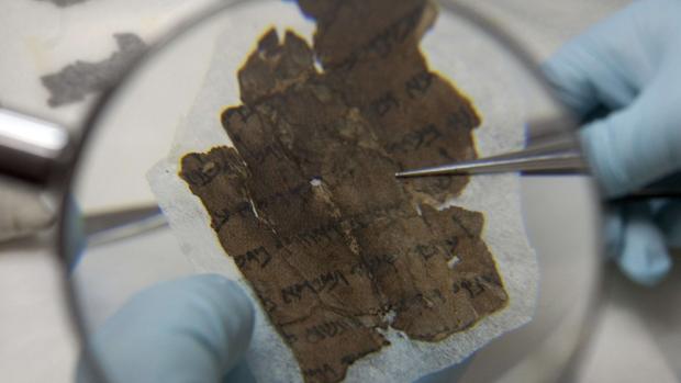 Revelan que cinco manuscritos bíblicos son falsos