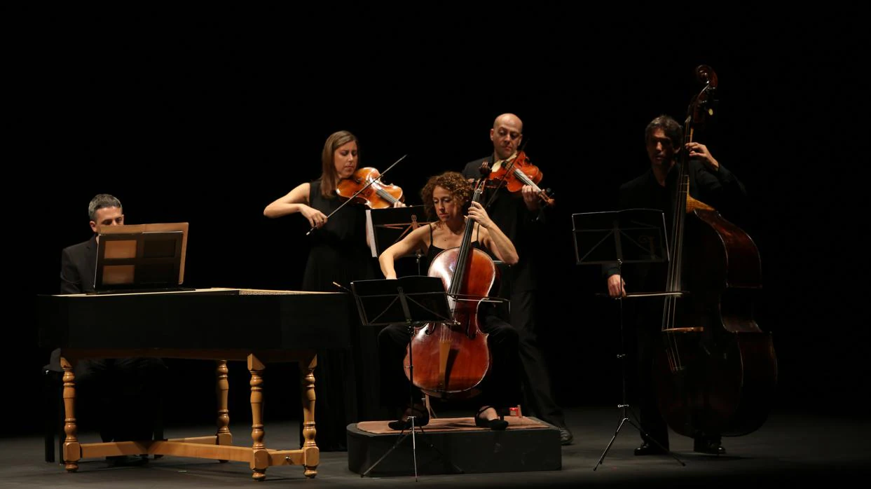 La Orquesta Barroca de Sevilla, durante un concierto
