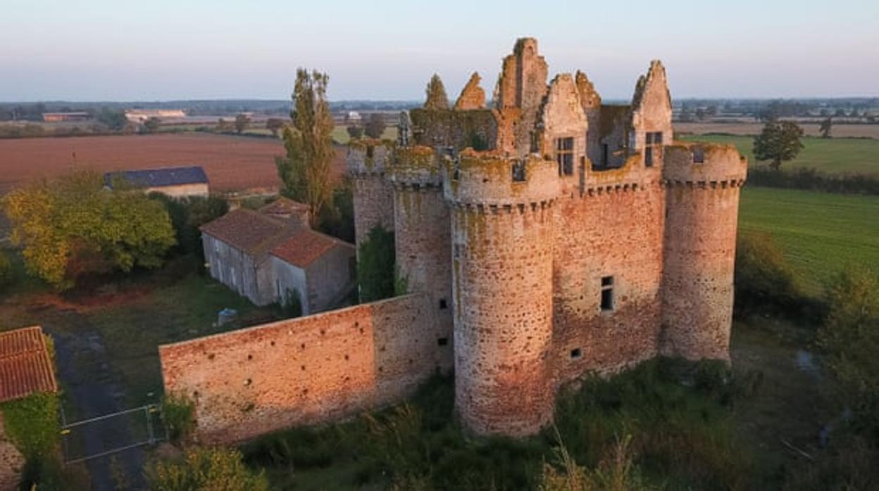 ¿Buscas regalo para Navidad? Ponen a la venta una fortaleza medieval por 51 euros