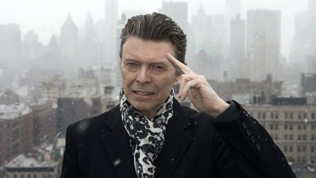 David Bowie revive en directo y en realidad aumentada