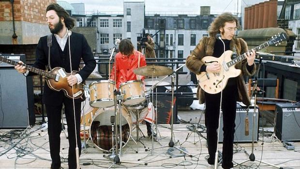 Los Beatles, en la azotea: el día que la policía cortó el último concierto de los cuatro de Liverpool