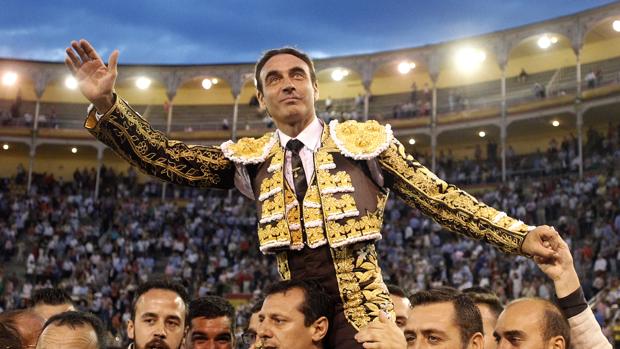 Enrique Ponce, premio de Cultura de la Comunidad de Madrid