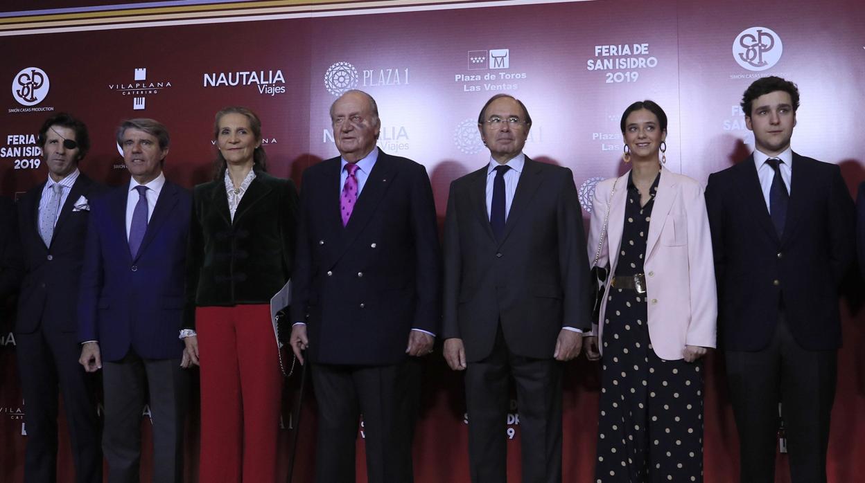 Juan José Padilla, Ángel Garrido, la Infanta Elena, Don Juan Carlos, Pío García Escudero, Victoria y Felipe