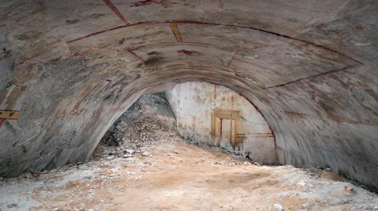 Detalle de la luneta en una sala recién descubierta en la «Domus Aurea» de Nerón en Roma (Italia)