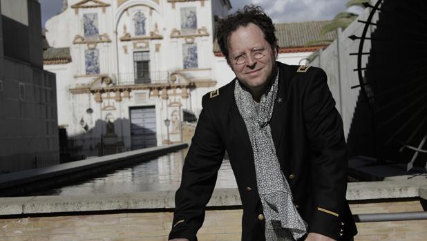 Junta y Ayuntamiento acuerdan la salida de Axelrod como director artístico de la Sinfónica de Sevilla