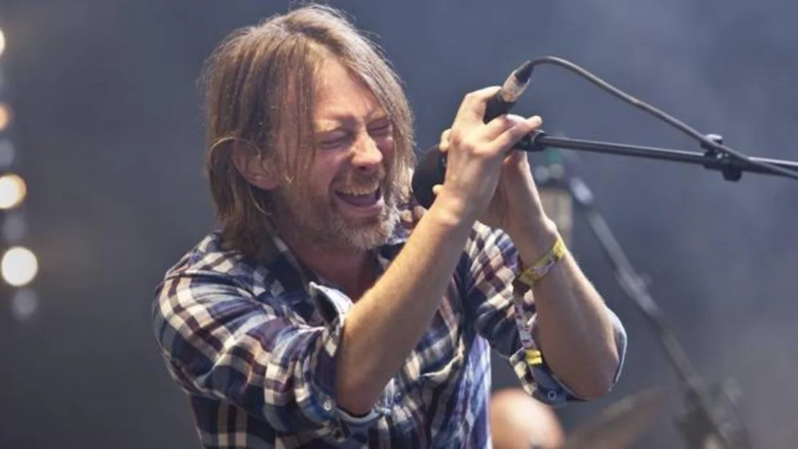 El líder de la banda, Thom Yorke, durante un concierto en Glastonbury