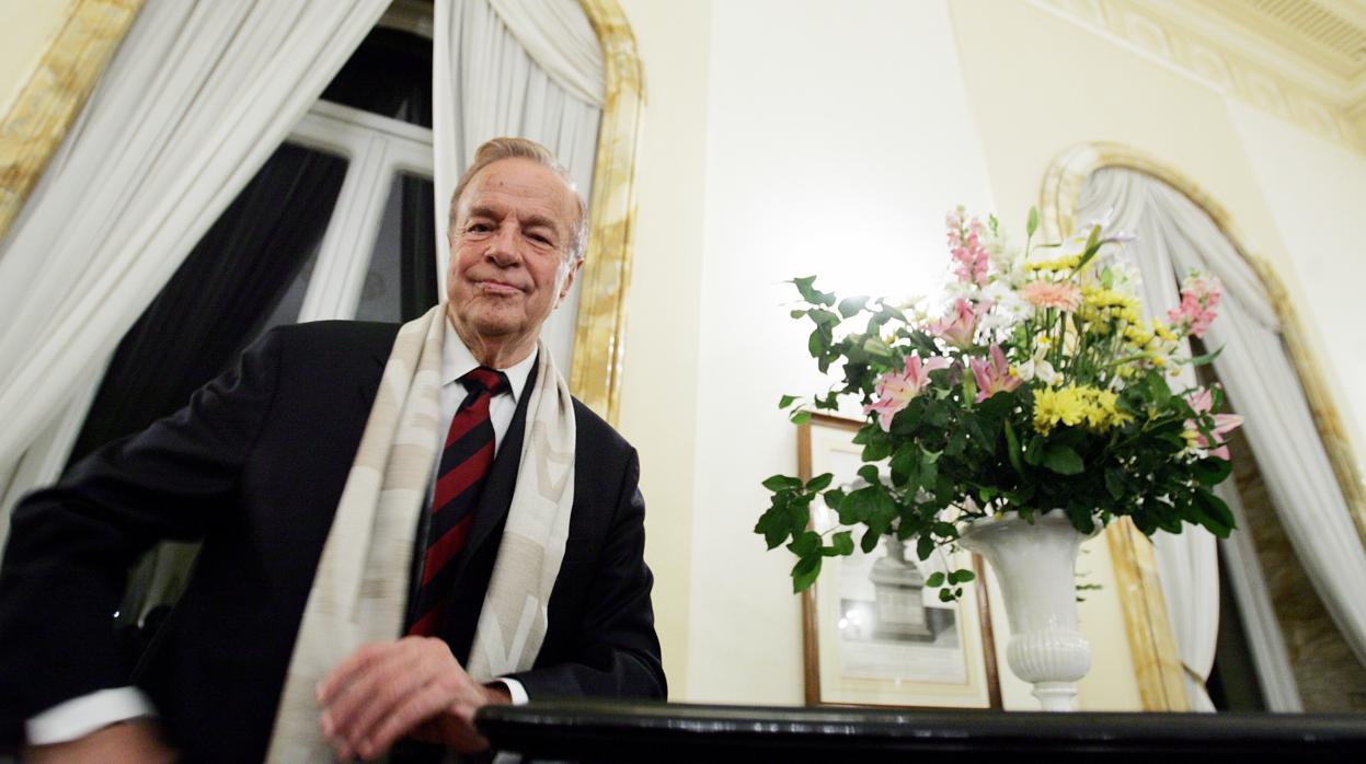 Franco Zeffirelli, fotografiado en la Embajada británica en Roma en 2004