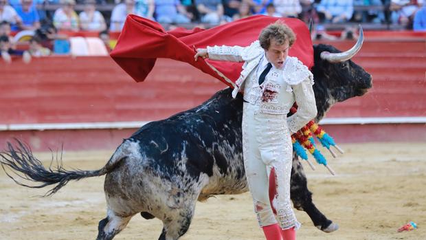 Román reaparecerá en la Feria de Julio de Valencia