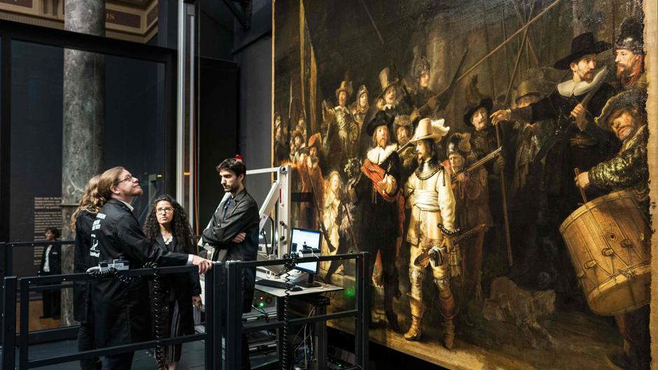 «La Ronda de Noche»: Así se prepara el Rijksmuseum para restaurar el célebre cuadro de Rembrandt