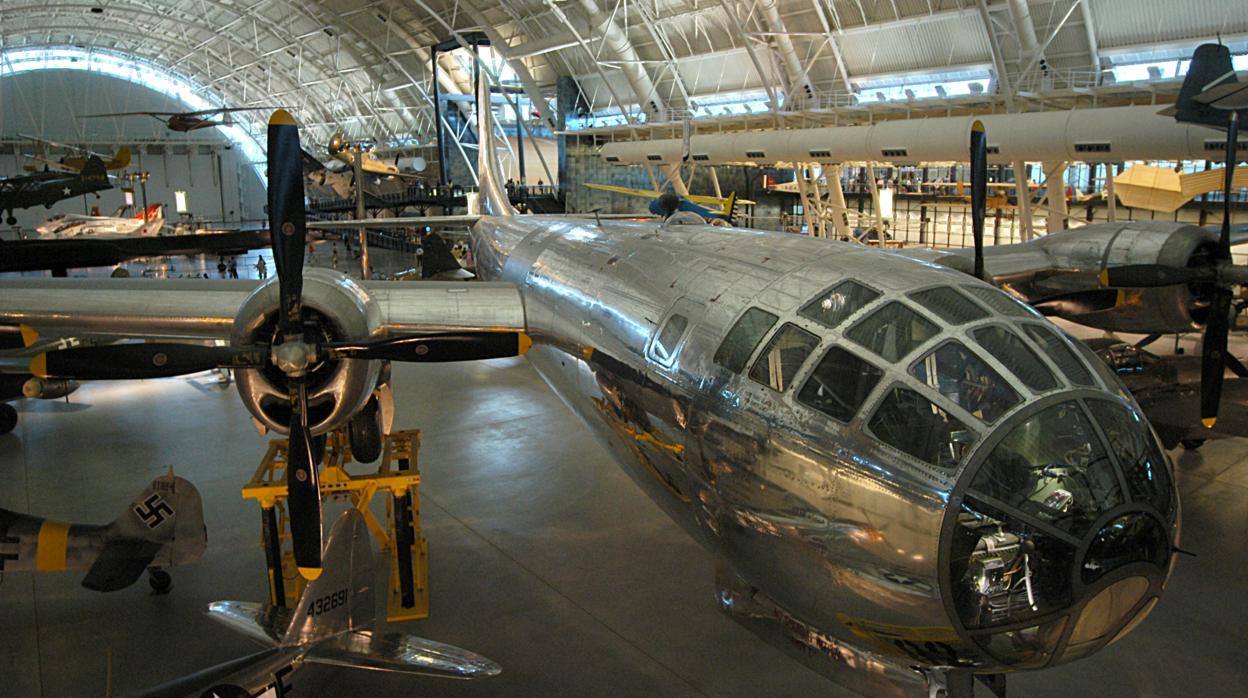 EL Enola Gay, que lanzó la bomba atómica sobre Hiroshima, recibe más de un millón de visitantes al año