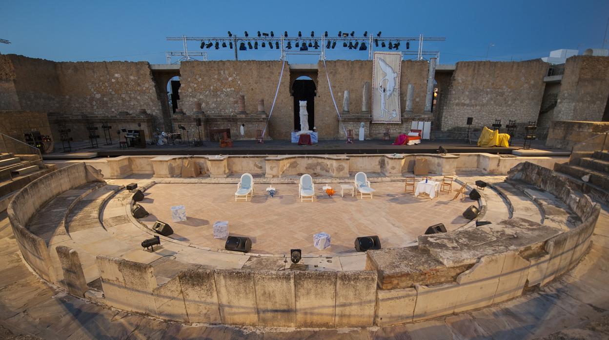 El lado humano de Agripina, en el teatro romano de Itálica