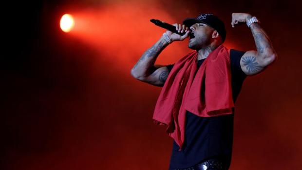 Armas de fuego y bates de béisbol: la enemistad entre dos raperos deja un herido de bala