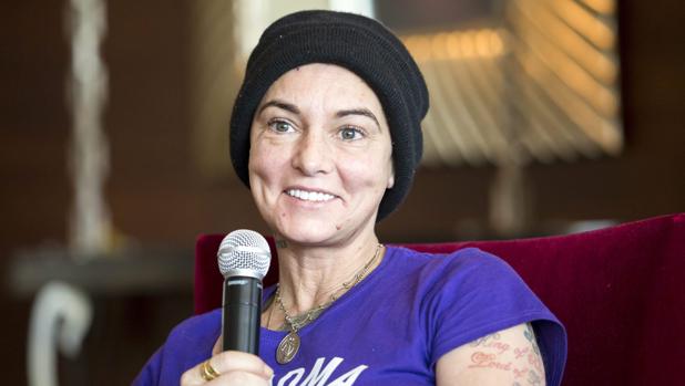 Sinead O’Connor pide perdón por sus declaraciones racistas contra los blancos