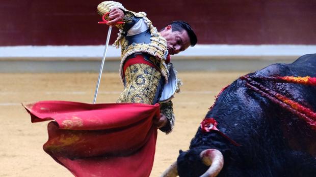 Directo: El Juli, Urdiales y Aguado, toro a toro en Logroño