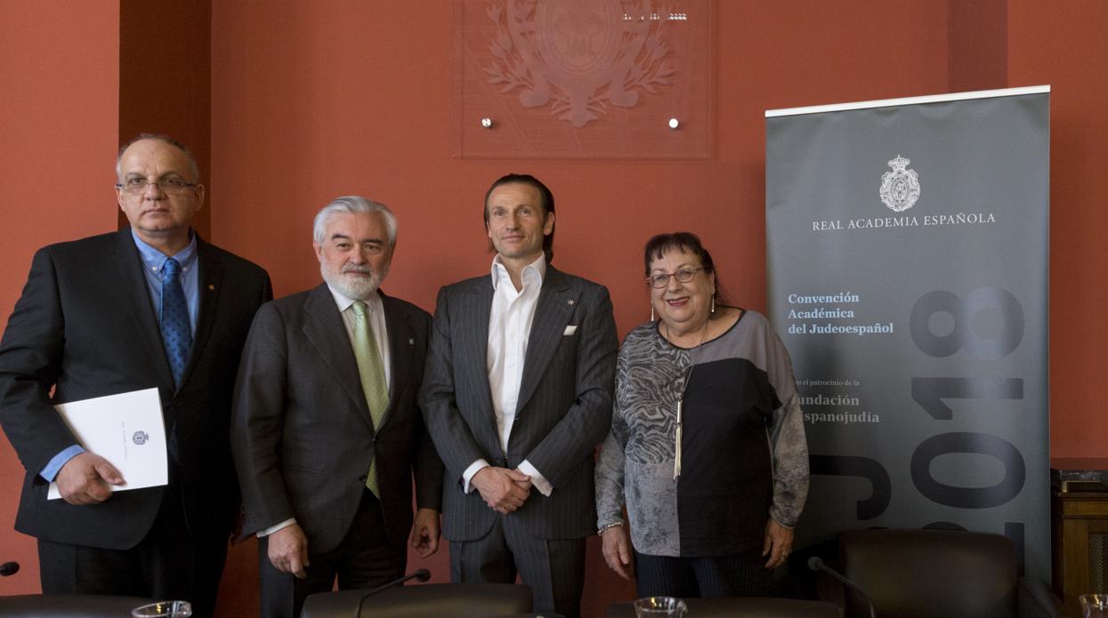 El acuerdo para la creación de la Academia del Judeoespañol se presentó en la sede de la RAE en Madrid