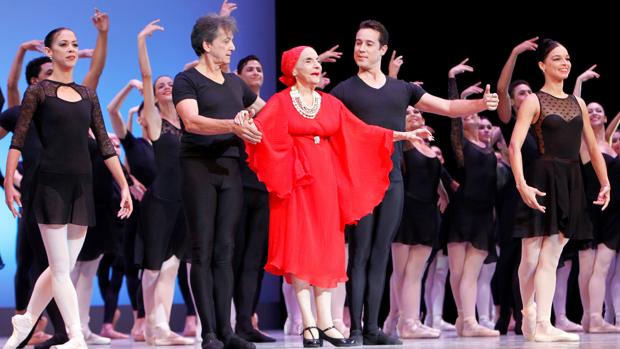 Julio Bocca, Plácido Domingo y Tamara Rojo recuerdan a Alicia Alonso, «un ejemplo para todos»