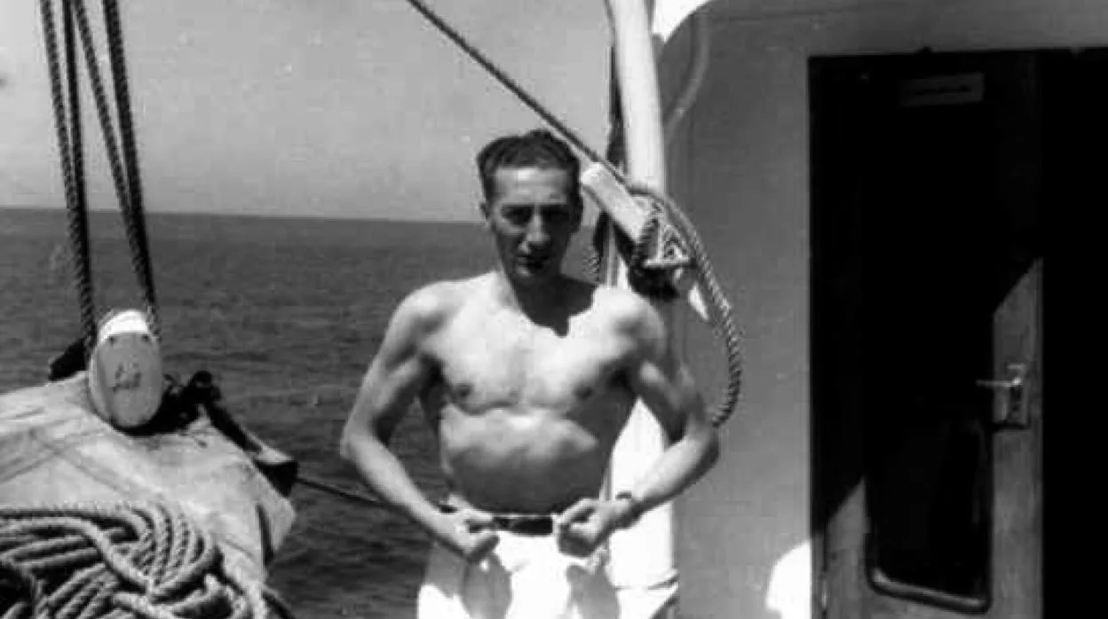 Raúl S., en el barco que lo llevó de Haifa a Marsella