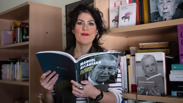 Eva Díaz Pérez: «Vamos a trabajar con Educación para fomentar la lectura en los adolescentes»