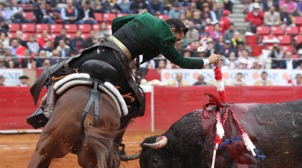 Diego Ventura, en banderillas en La México