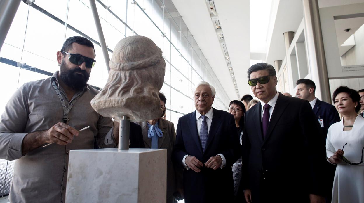 Los presidentes de Grecia y China, juntos en el Museo de la Acrópolis