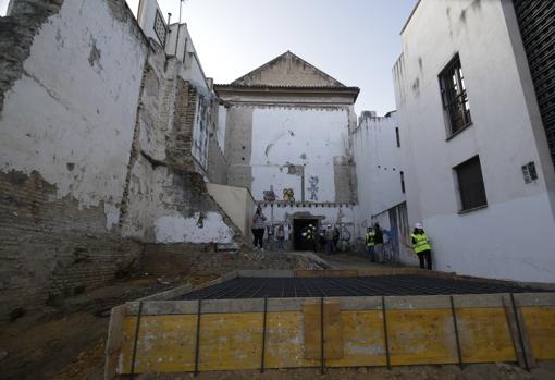 La iglesia de San Laureano está en obras, aunque aún no hay proyecto