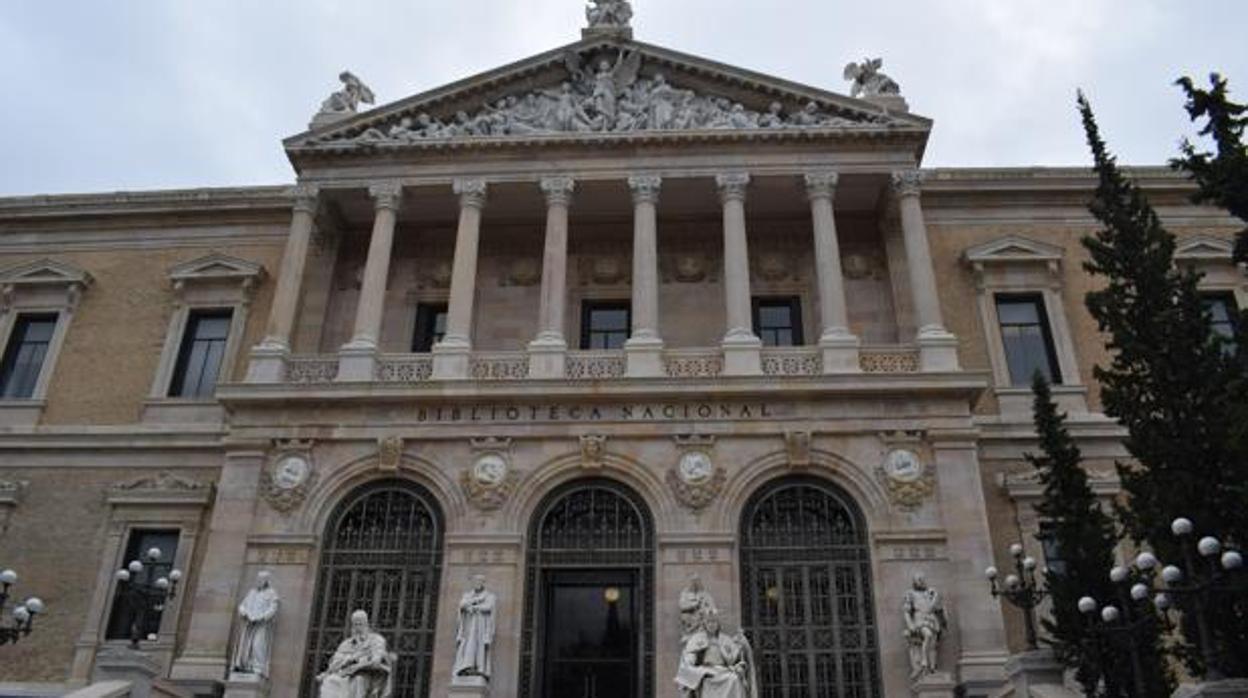 Fachada de la Biblioteca Nacional de España