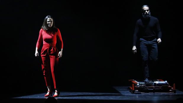 Aitana Sánchez Gijón y Chevi Muraday presentan «Juana» en el Teatro Lope de Vega