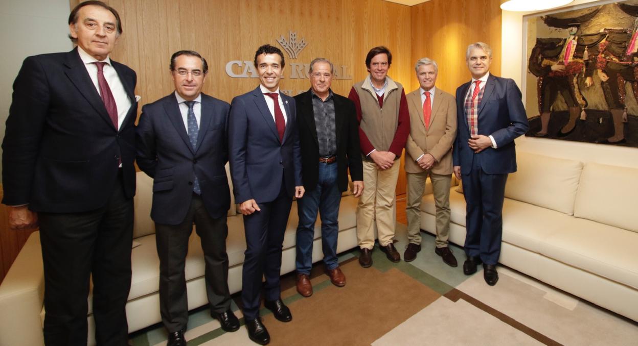 Manuel Ruiz Rojas, Miguel Briones, Víctor Puerto, Paco Ojeda, Dávila Miura, Espartaco y Agustín Bravo