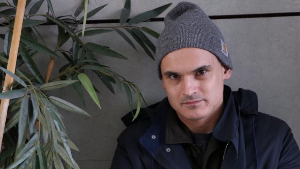 Hernán Díaz: «La dicha de convivir con el lenguaje debería ser más importante que la publicación»