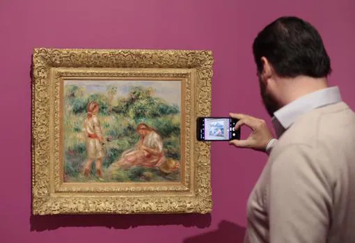 «Femme et jeune fille dans un paysage», de Renoir, la estrella de la exposición