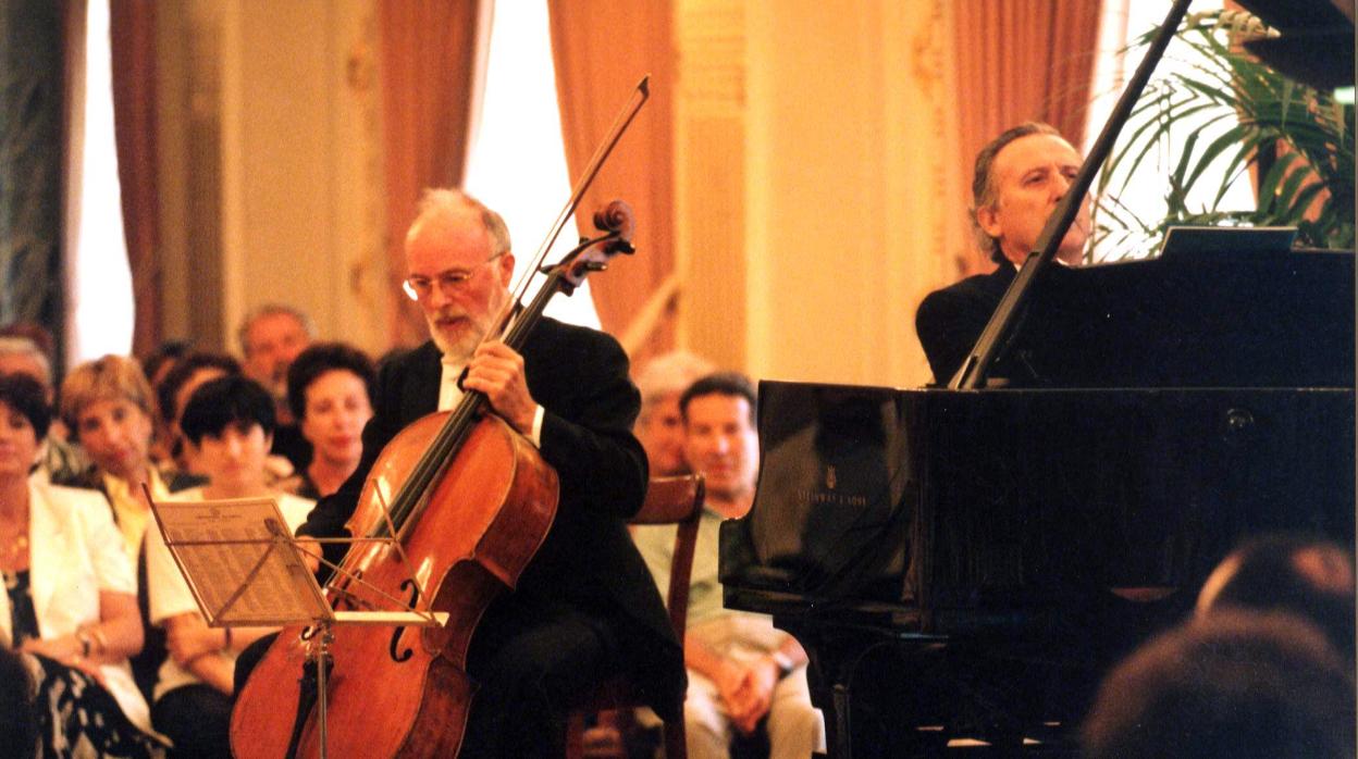 Muere Pedro Corostola, uno de los más grandes violonchelistas españoles