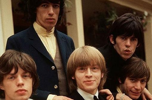 Asesinatos de la CIA, predicción del 11-S... Las teorías conspiranoicas más famosas de la historia del rock