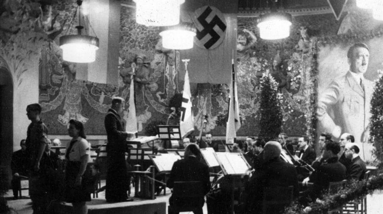 Un concierto en el Palau de la Música de Barcelona del Grupo Artístico de Juventudes Hitlerianas