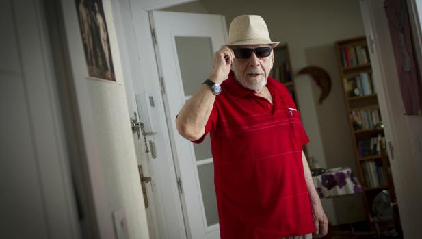 Muere el escritor Antonio Ferres, emblema del realismo social y autor de «La piqueta»