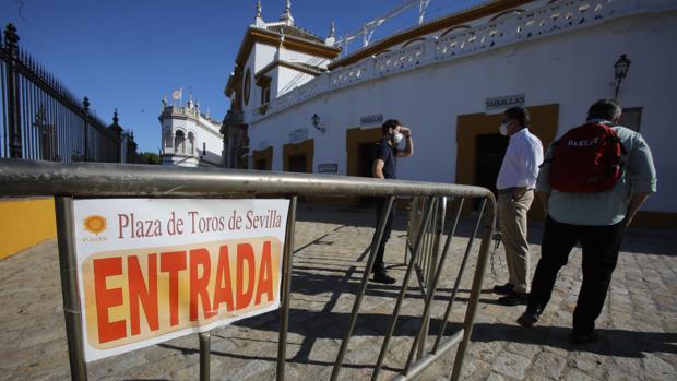 Los últimos coletazos de actividad en la taquilla de la Real Maestranza