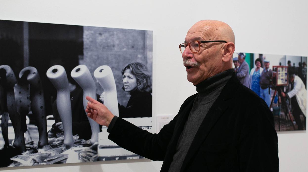 Pablo Juliá durante la presentación de su exposión fotográfica