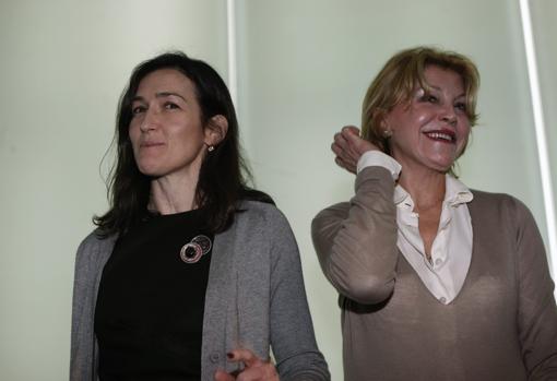 Carmen Thyssen, junto a la entonces ministra de Cultura, Ángeles González-Sinde, a la salida de un Patronato de la Fundación Colección Thyssen-Bornemisza