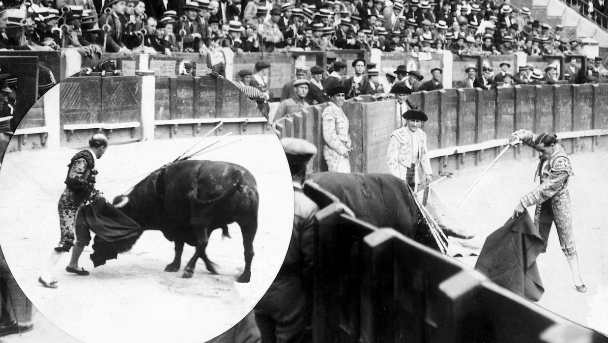 Rafael el Gallo, en el medallón, y Juan Belmonte, con el descabello