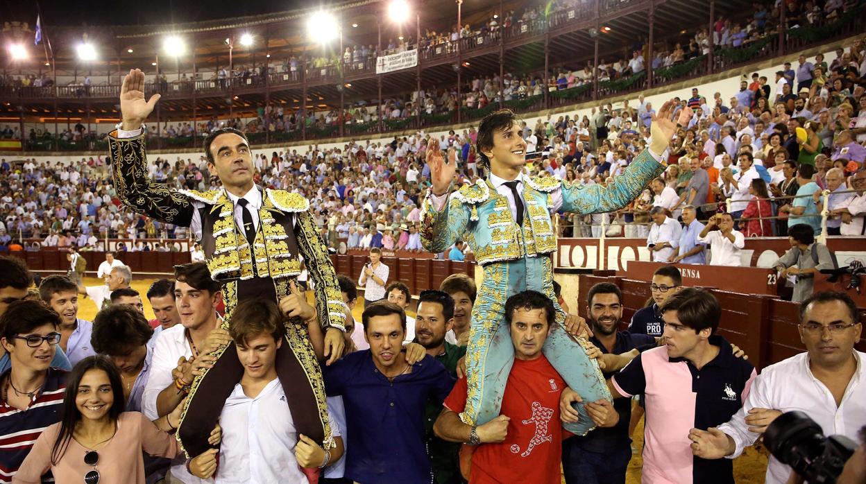 Ponce y Roca, a hombros en Málaga