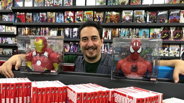 Una tienda sevillana de comics es nominada por segundo año para ser la mejor del mundo