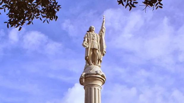 Piden retirar las estatuas de Cristóbal Colón y Ponce de León de la capital de Puerto Rico