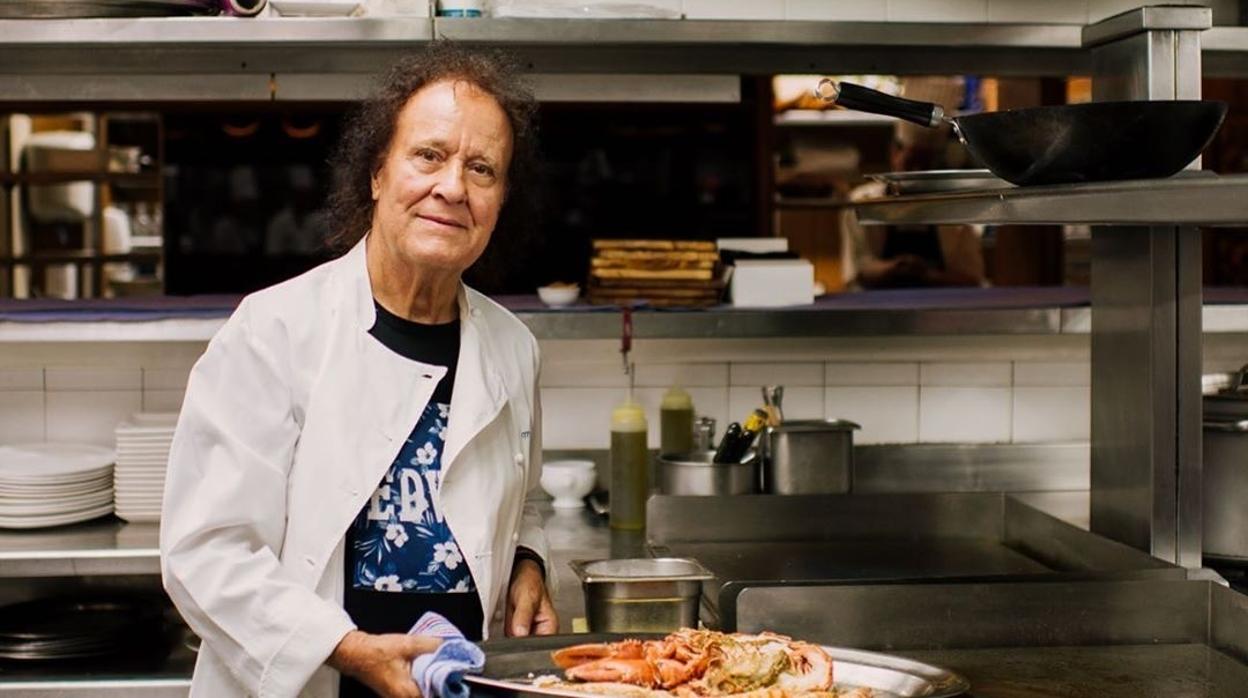 Moncho Neira, en la cocina de uno de sus restaurantes