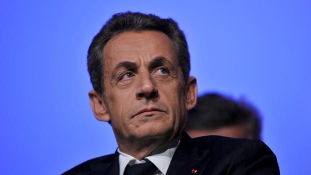 Tachan a Sarkozy de racista por criticar el cambio de título de «Diez negritos»