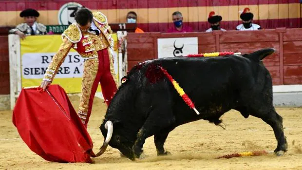 Juan Ortega ha toreado un toro