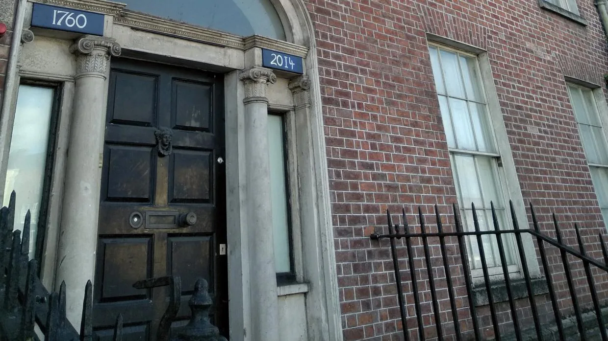 Entrada de la casa en la que James Joyce ambientó el relato "Los muertos", el más significativo de "Dublineses"