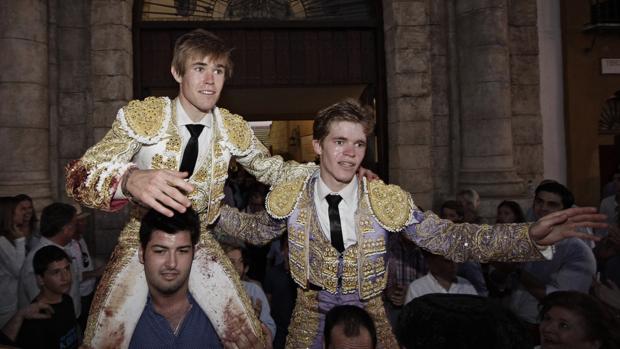 Los hermanos Javier y Borja Jiménez torearán en la plaza de toros de Constantina