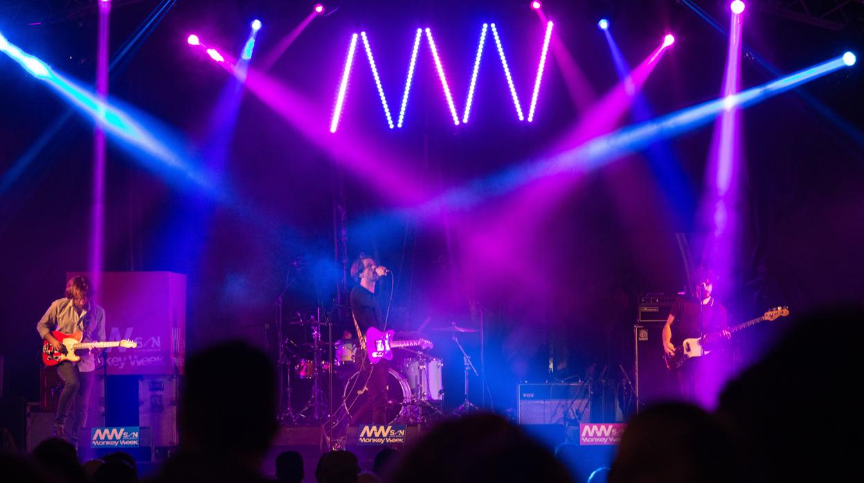 Concierto en la Alamda de Hércules de una pasada edición del festival