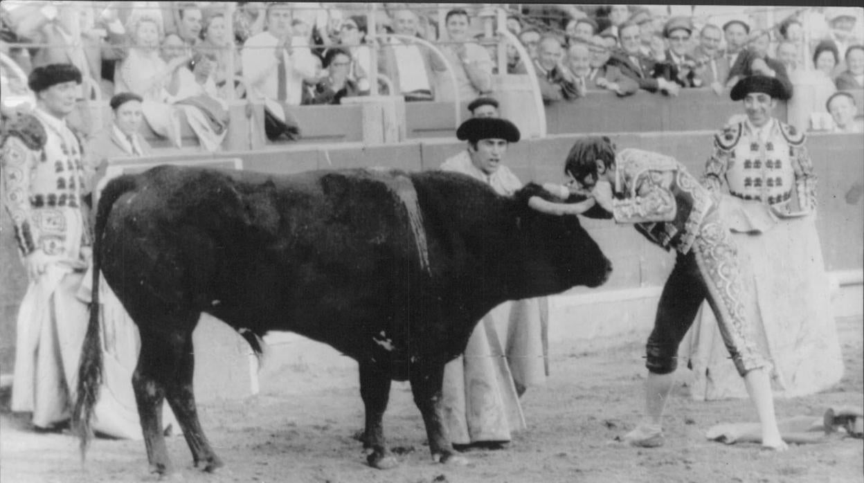 Desplante del Cordobés en la Feria del Pilar de 1970